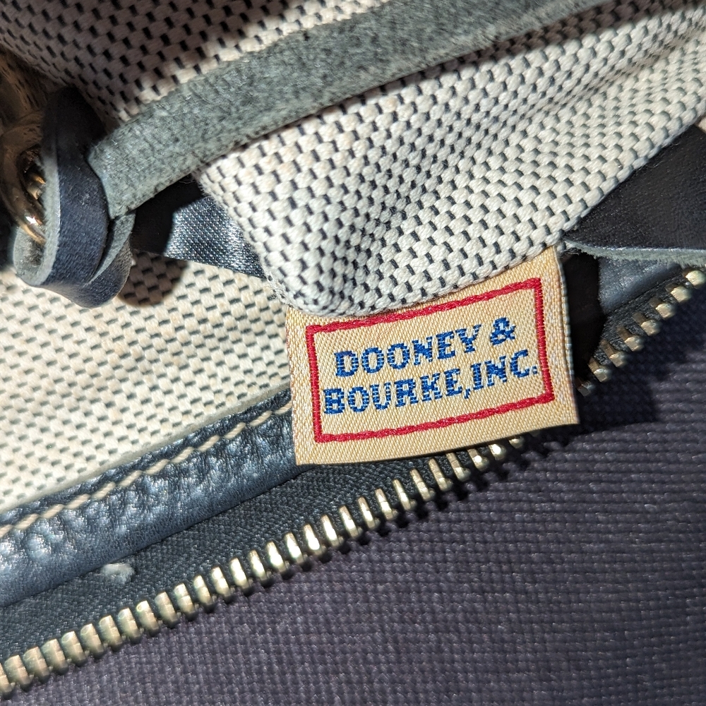 Dooney and Bourke PURSE VINTAGE Black Leather Gray Canvas Crossbody/Wristlet Bag - Picture 5 of 10
